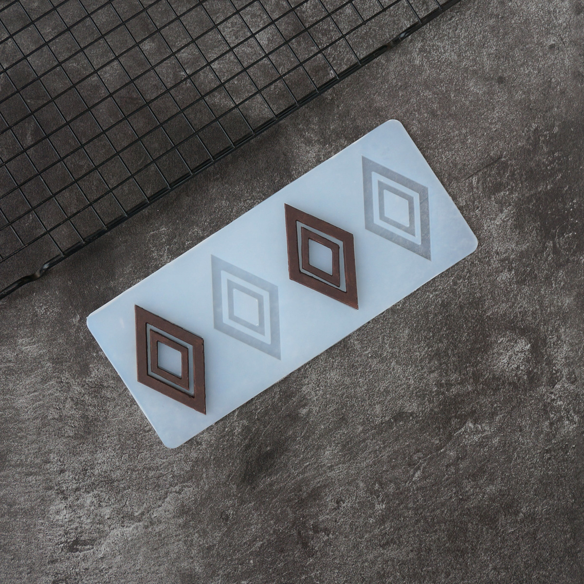 Hollow Out Rhombus Pattern Cho - Silicone Cake Mold recension och pris