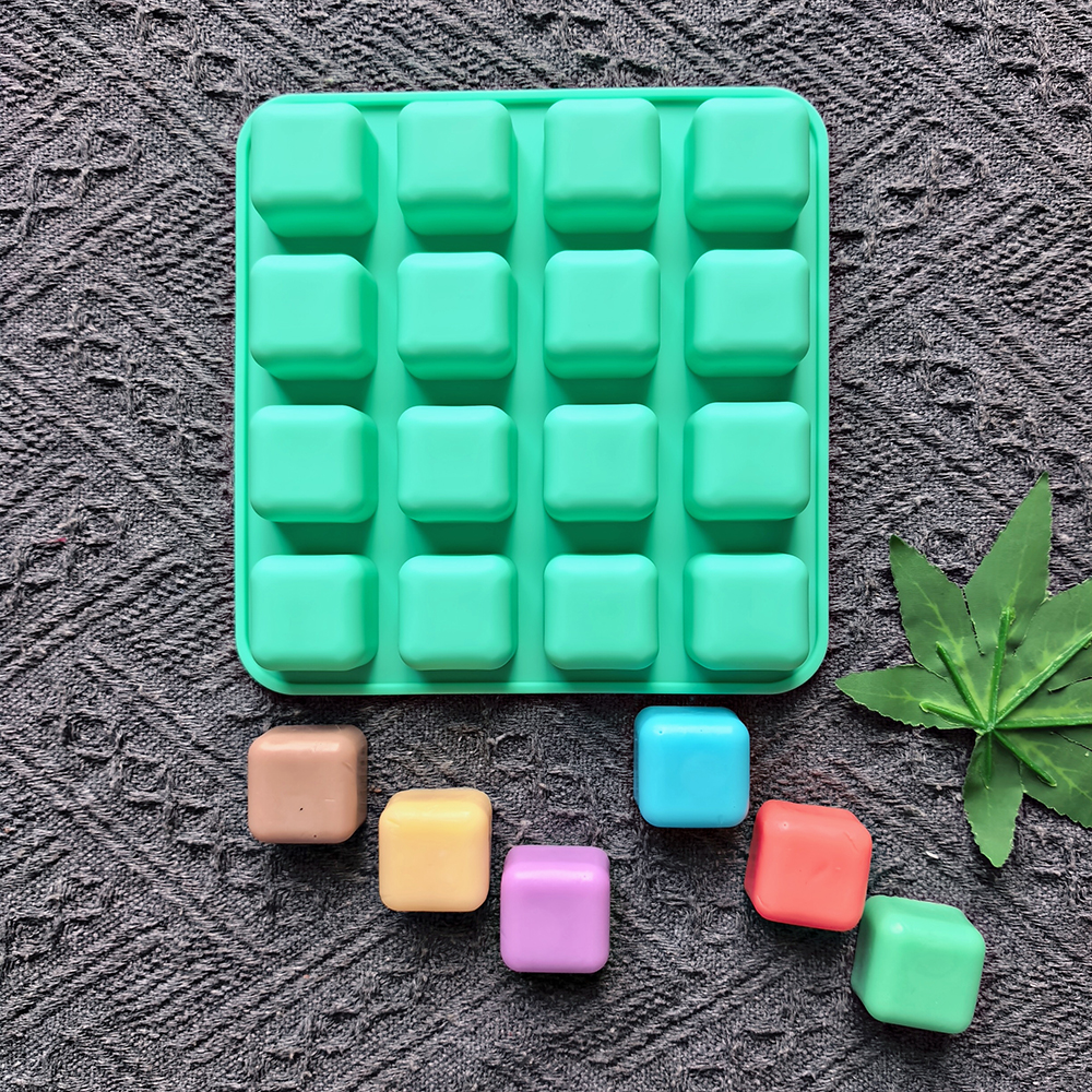 1pc 16 hole square shaped choc - Silicone Cake Mold recension och pris